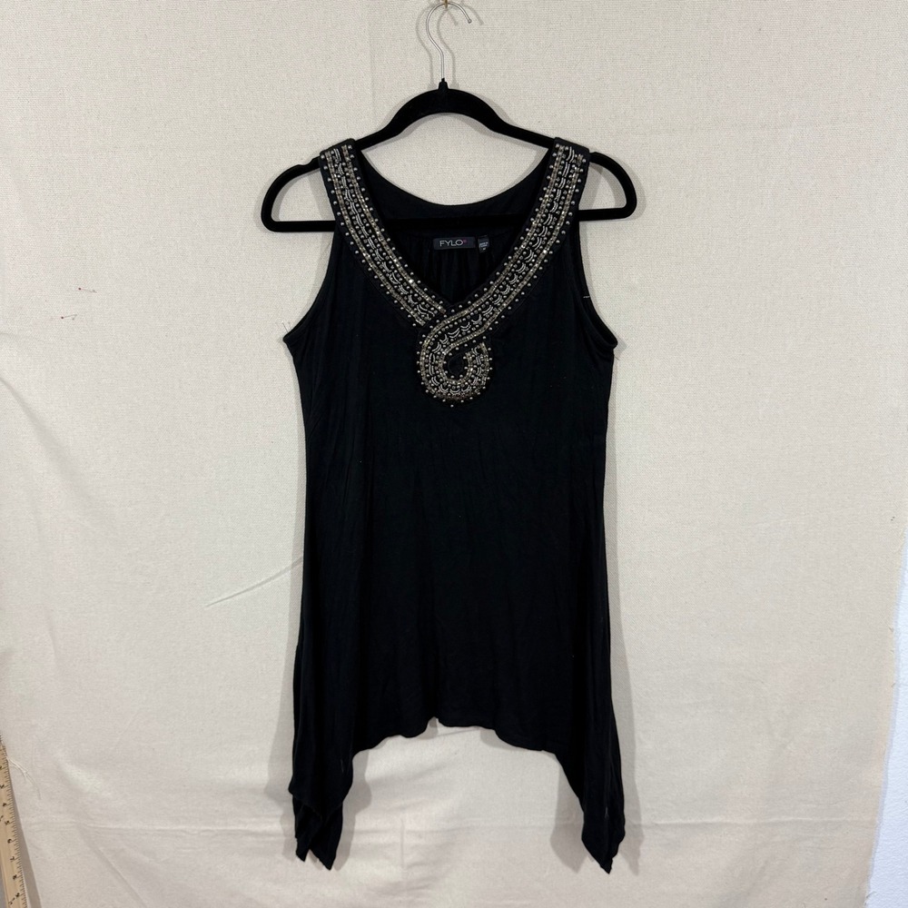 FYLO Womens Black Beaded Neckline Sharkbite Hem Sleeveless Tunic Top Medium
